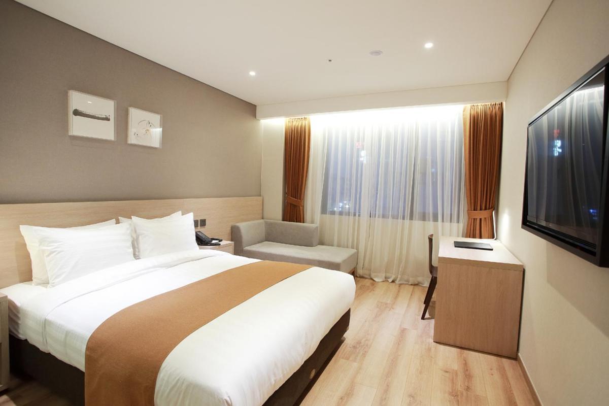 Gangneung City Hotel מראה חיצוני תמונה