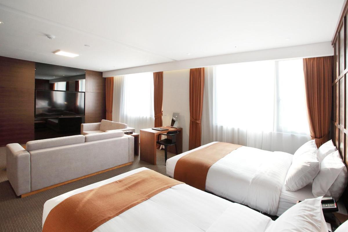 Gangneung City Hotel מראה חיצוני תמונה