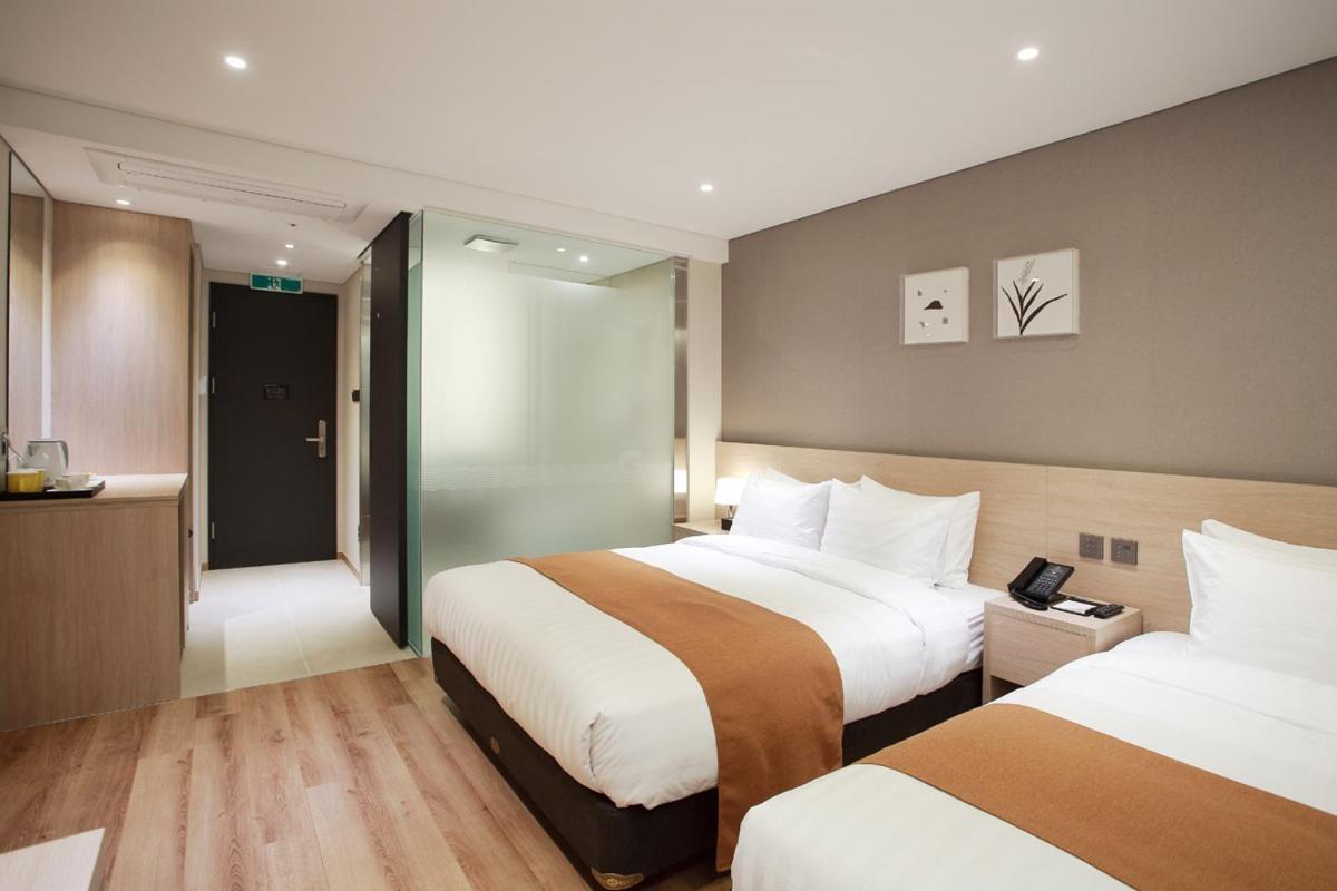 Gangneung City Hotel מראה חיצוני תמונה