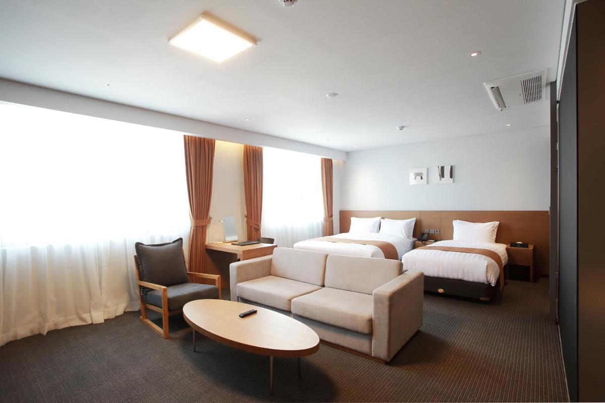 Gangneung City Hotel מראה חיצוני תמונה