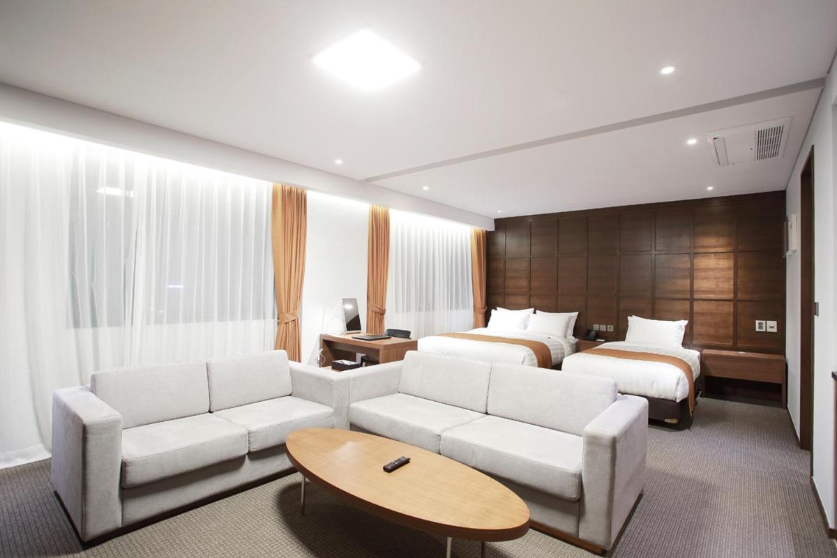 Gangneung City Hotel מראה חיצוני תמונה