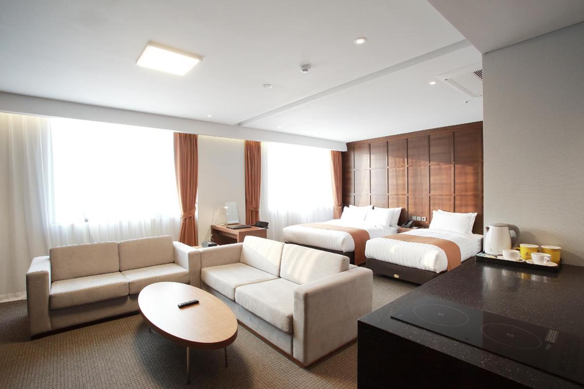 Gangneung City Hotel מראה חיצוני תמונה